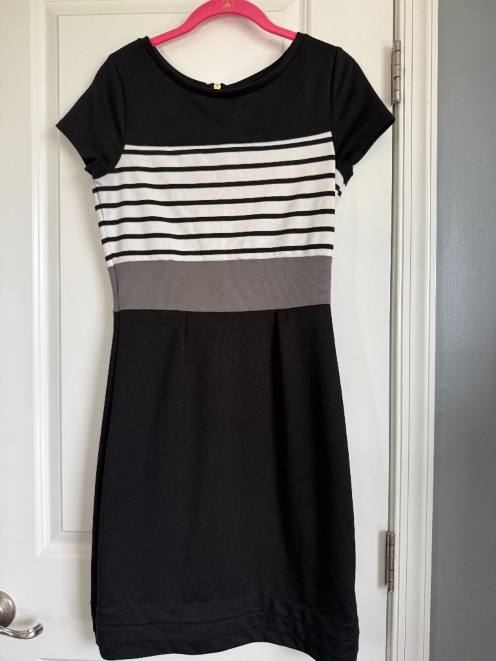 The Limited Colorblock Striped Bodycon Sheath Dress | Gold Back Zip | Size Small